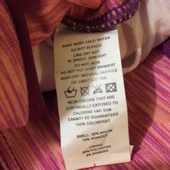 🛑🛑SOLD🛑🛑Last 1❣️M/L Racer Back Padded Sports Bra - Picture 3 of 3